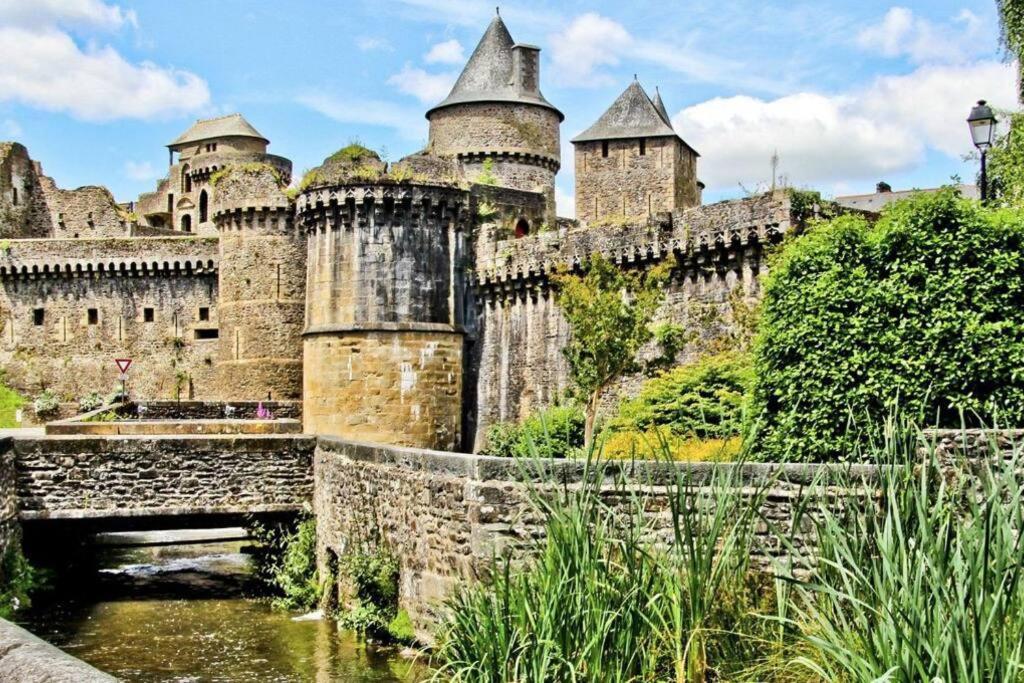 Appartement Avec Vue Fougères Extérieur photo